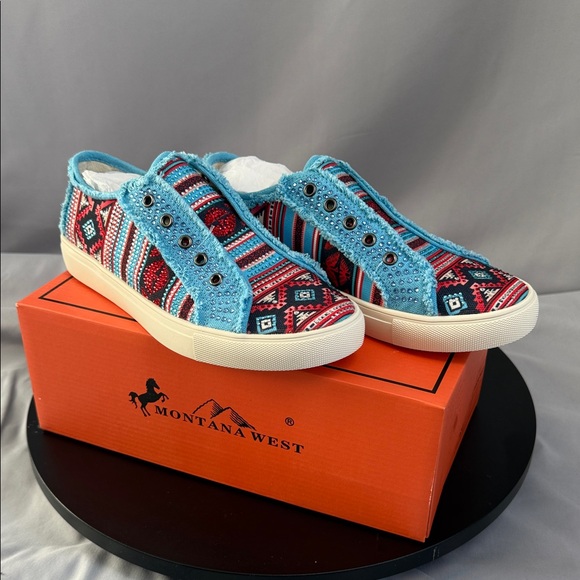 Step into style & add flair to your western outfit! Perfect pops of color bling - Picture 6 of 7